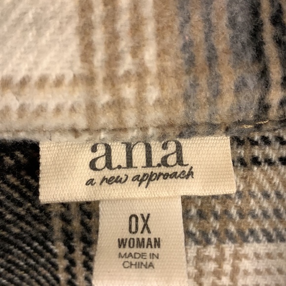 Size 0X a.n.a shacket brown - Picture 2 of 2